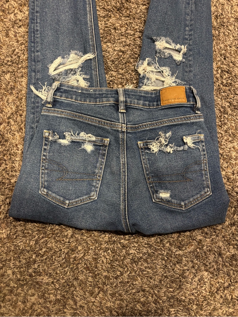 Women’s American Eagle Outfitters Ripped Mom Jeans